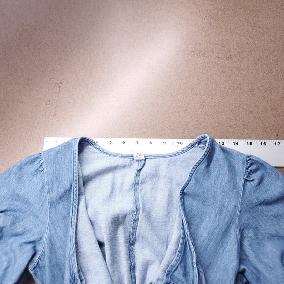 Old Navy Twist Front Midi Dress Womens S Denim Blue Puff Sleeve Cottage Boho - Picture 5 of 12